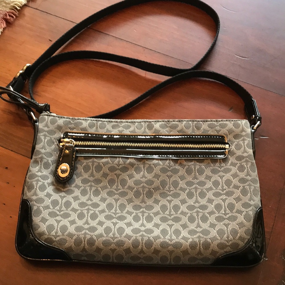 Coach Crossbody SUPER CUTE